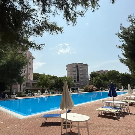 Apartamento M456 - Marcelli, Comodo Trilocale In Con Piscina Marcelli