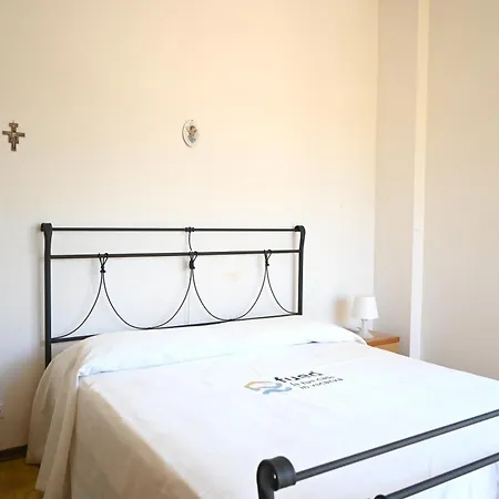M456 - Marcelli, Comodo Trilocale In Con Piscina Apartamento *