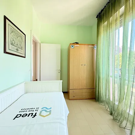 M456 - Marcelli, Comodo Trilocale In Con Piscina Apartamento *