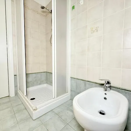 M456 - Marcelli, Comodo Trilocale In Con Piscina Apartamento *